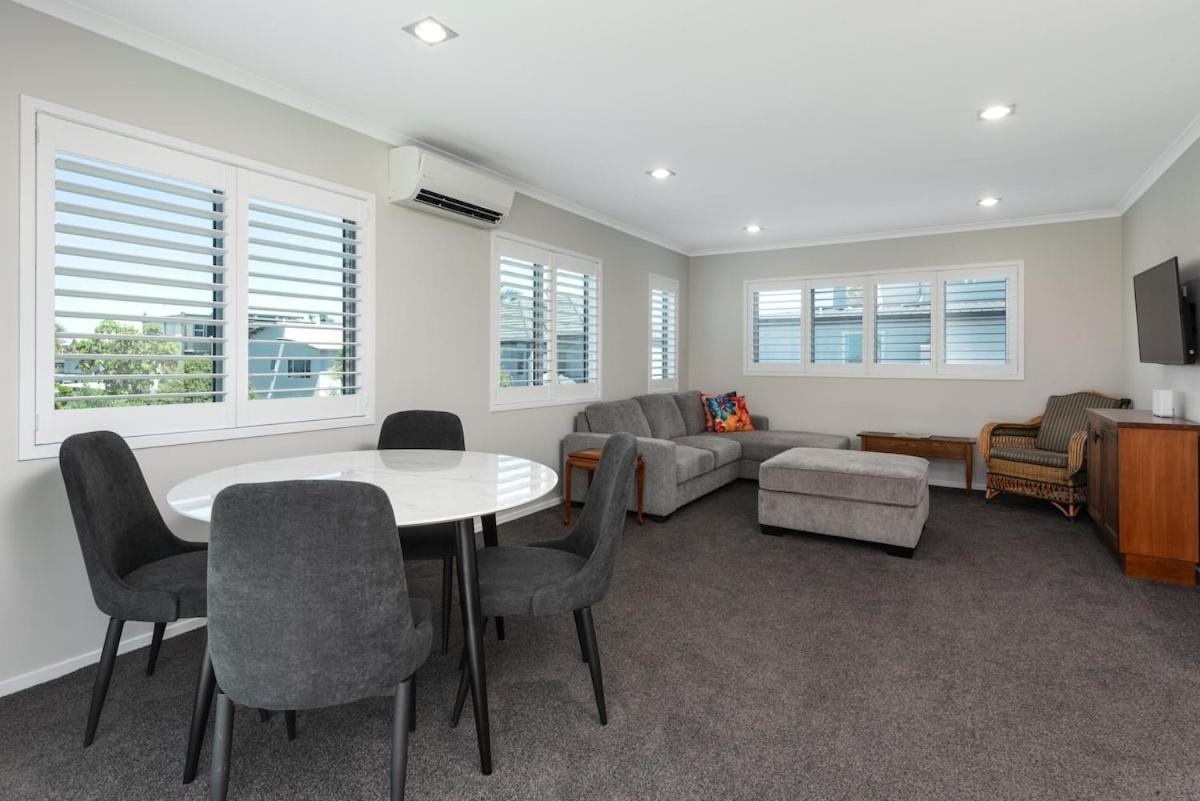 Modern Marine Parade Apartment 芒格努伊山 外观 照片