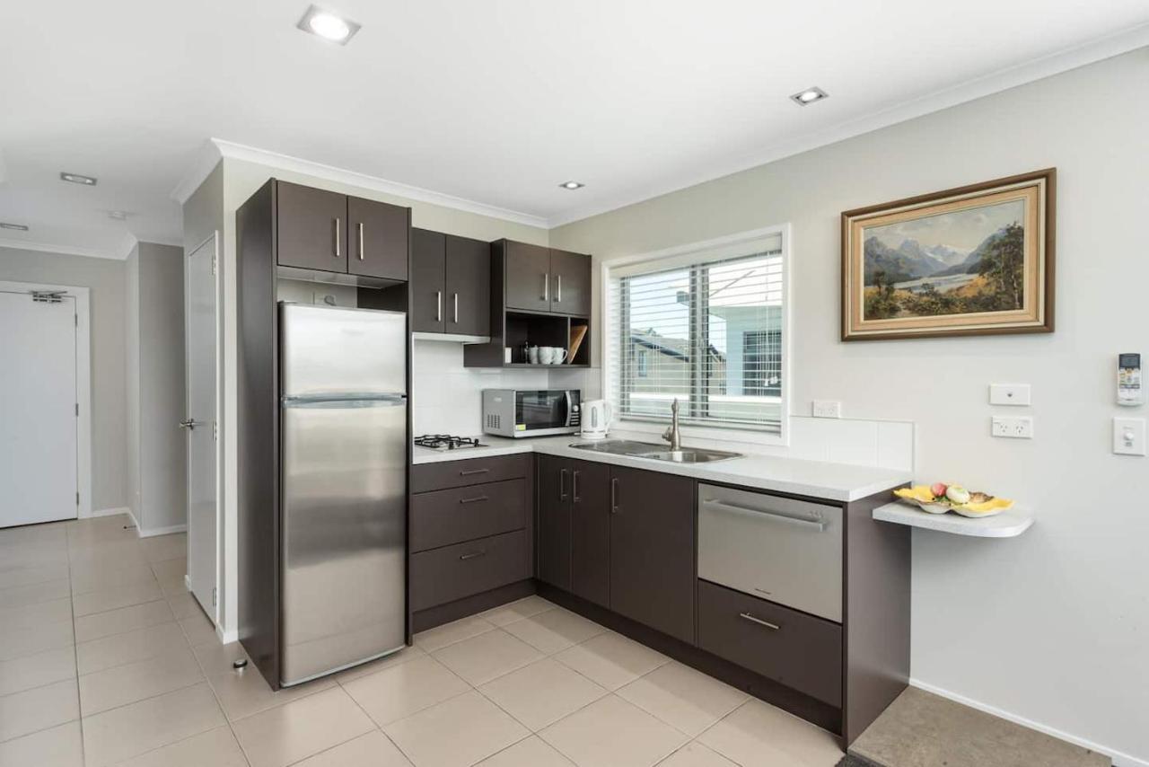 Modern Marine Parade Apartment 芒格努伊山 外观 照片
